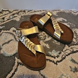 👣WHITE MOUNTAIN Happier Footbeds in  Metallic Gold Leather. Sz 8 NEW